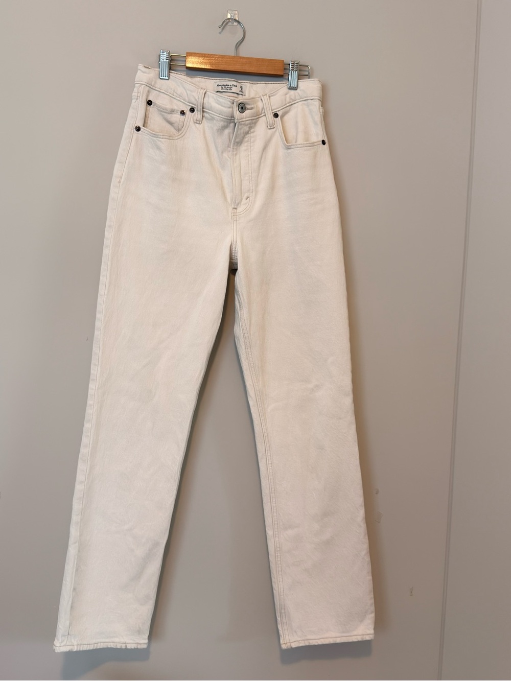 Abercrombie & Fitch Cream High-Rise Straight Jeans